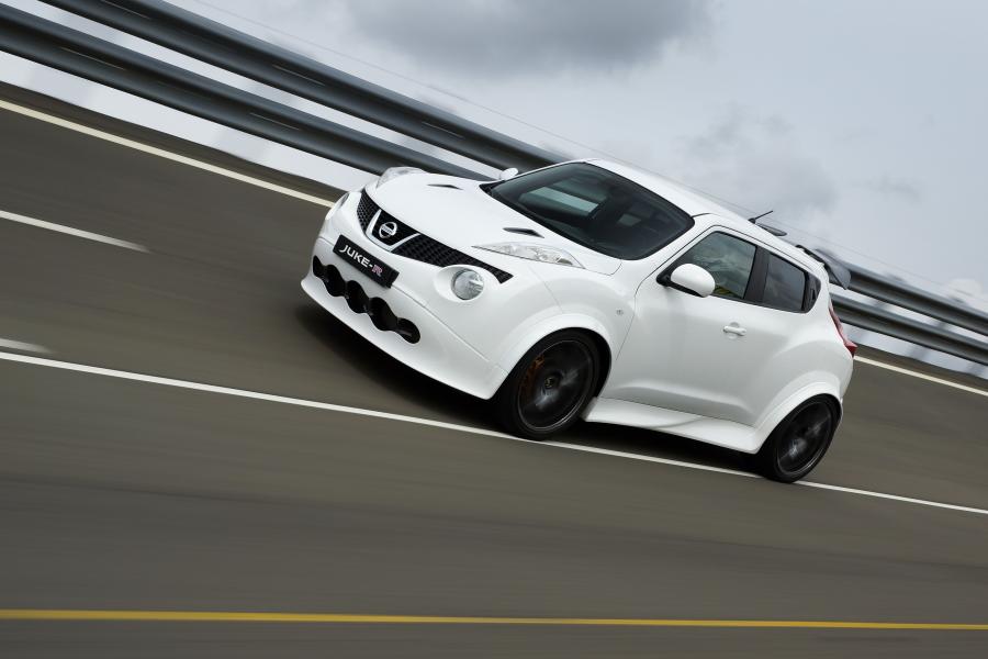 Nissan Juke-R No.001 2012 года  (фото 13 из 13)